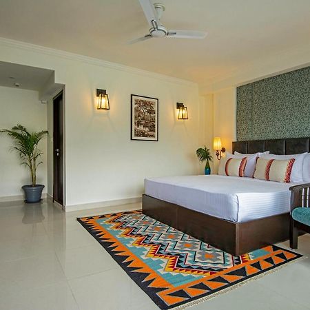 Lemon Tree Premier, Rishikesh Hotel Bagian luar foto