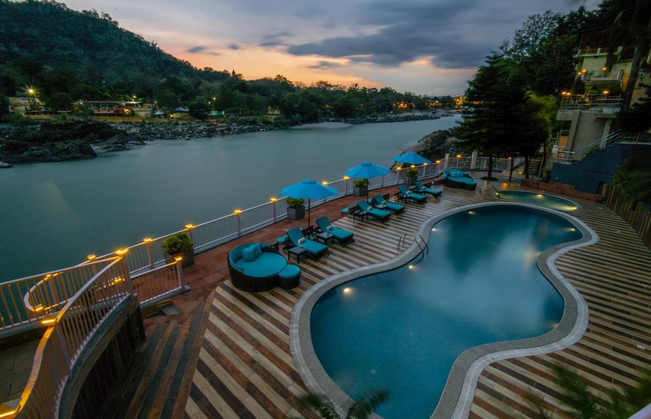 Lemon Tree Premier, Rishikesh Hotel Bagian luar foto