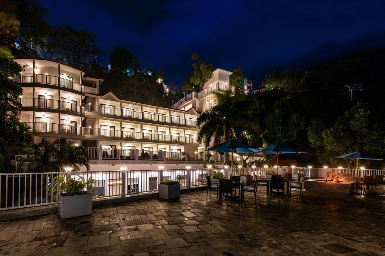 Lemon Tree Premier, Rishikesh Hotel Bagian luar foto