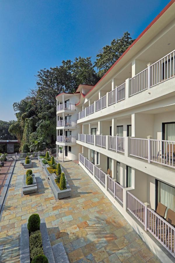 Lemon Tree Premier, Rishikesh Hotel Bagian luar foto